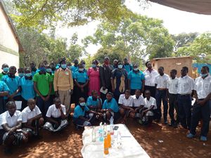 eca441e2-9226-4f60-b010-16c4425728b7